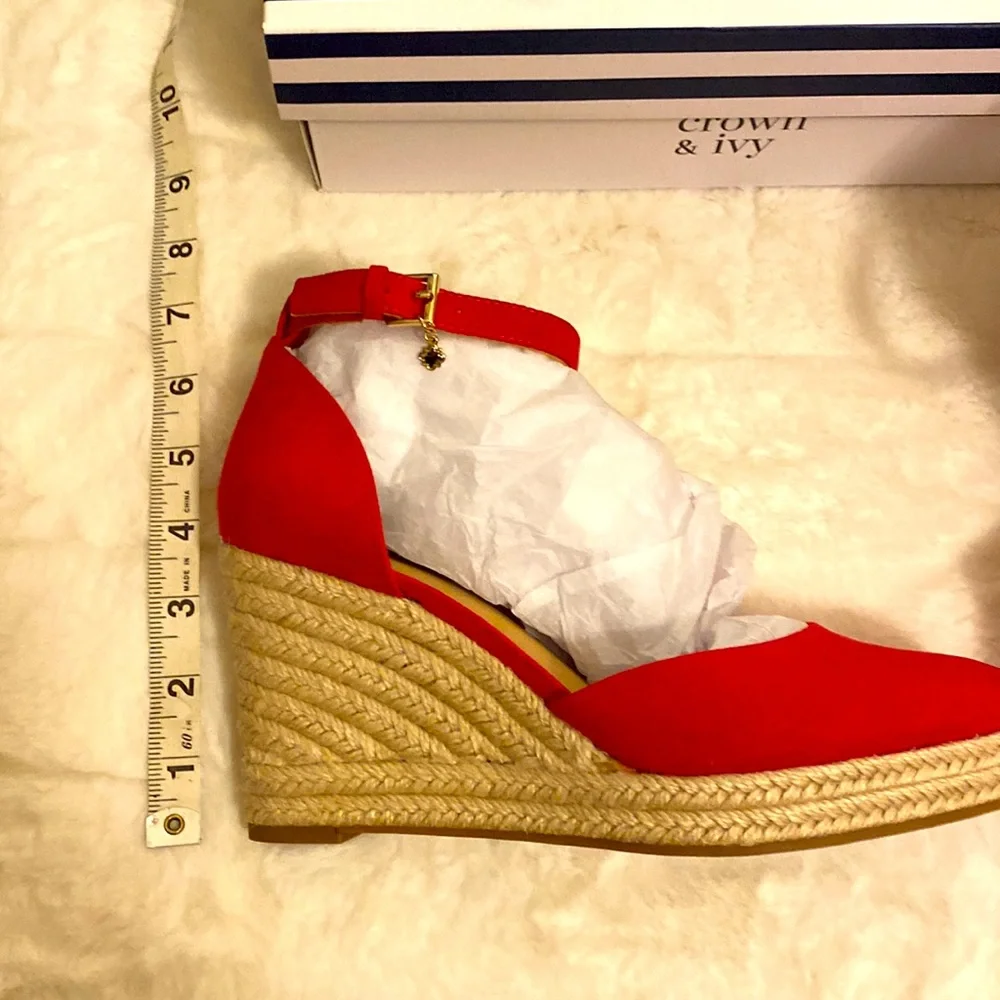 Crown & Ivy Espadrilles New in Box Sz 7.5 Espadrille Wedge Pink Red - Picture 14 of 14